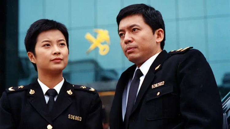 夫人总想带娃偷跑