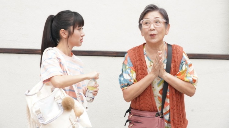 流放路上我靠直播养活了一家老小