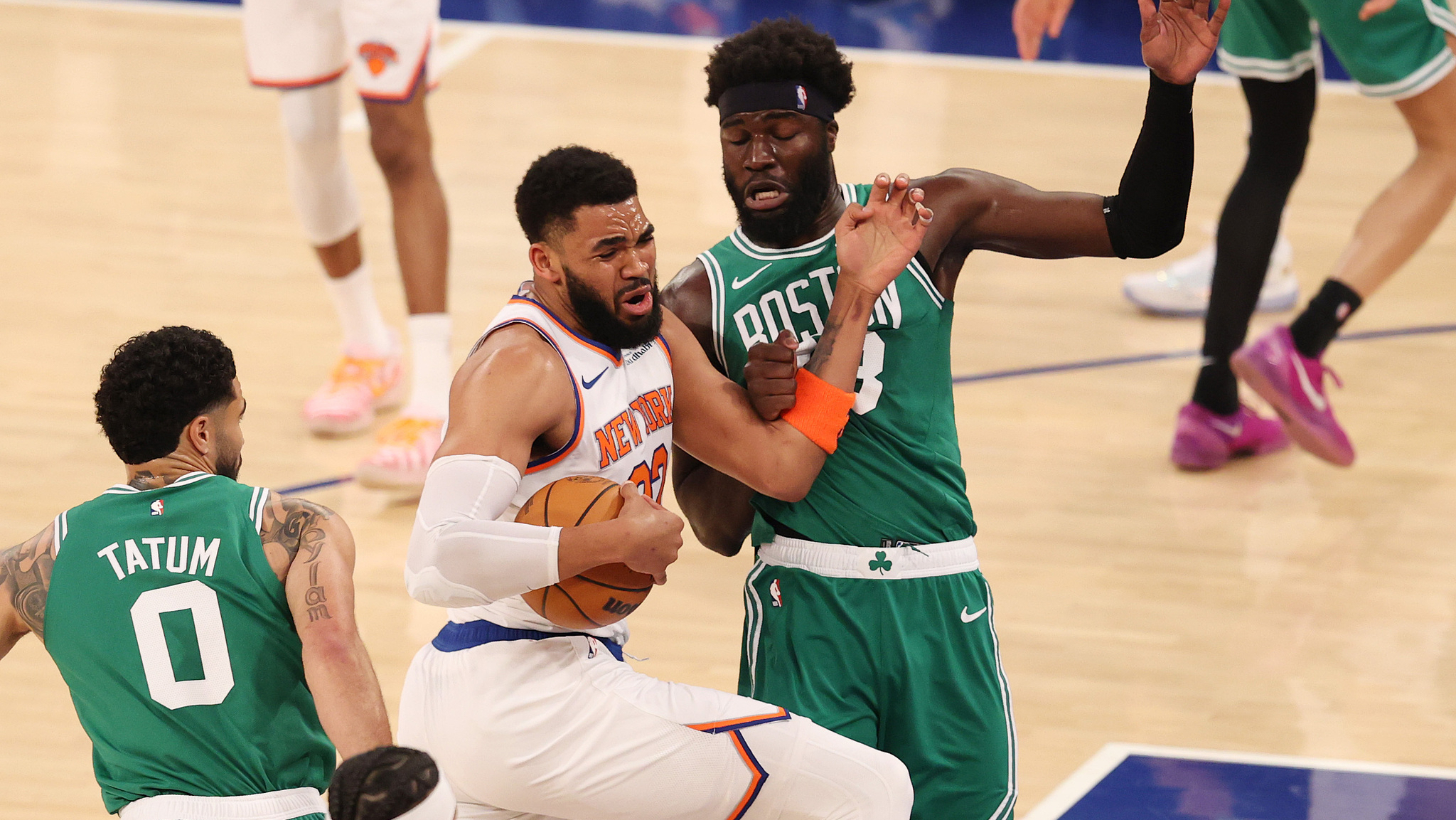 04月10日 NBA常规赛 凯尔特人vs尼克斯 NBA录像回放