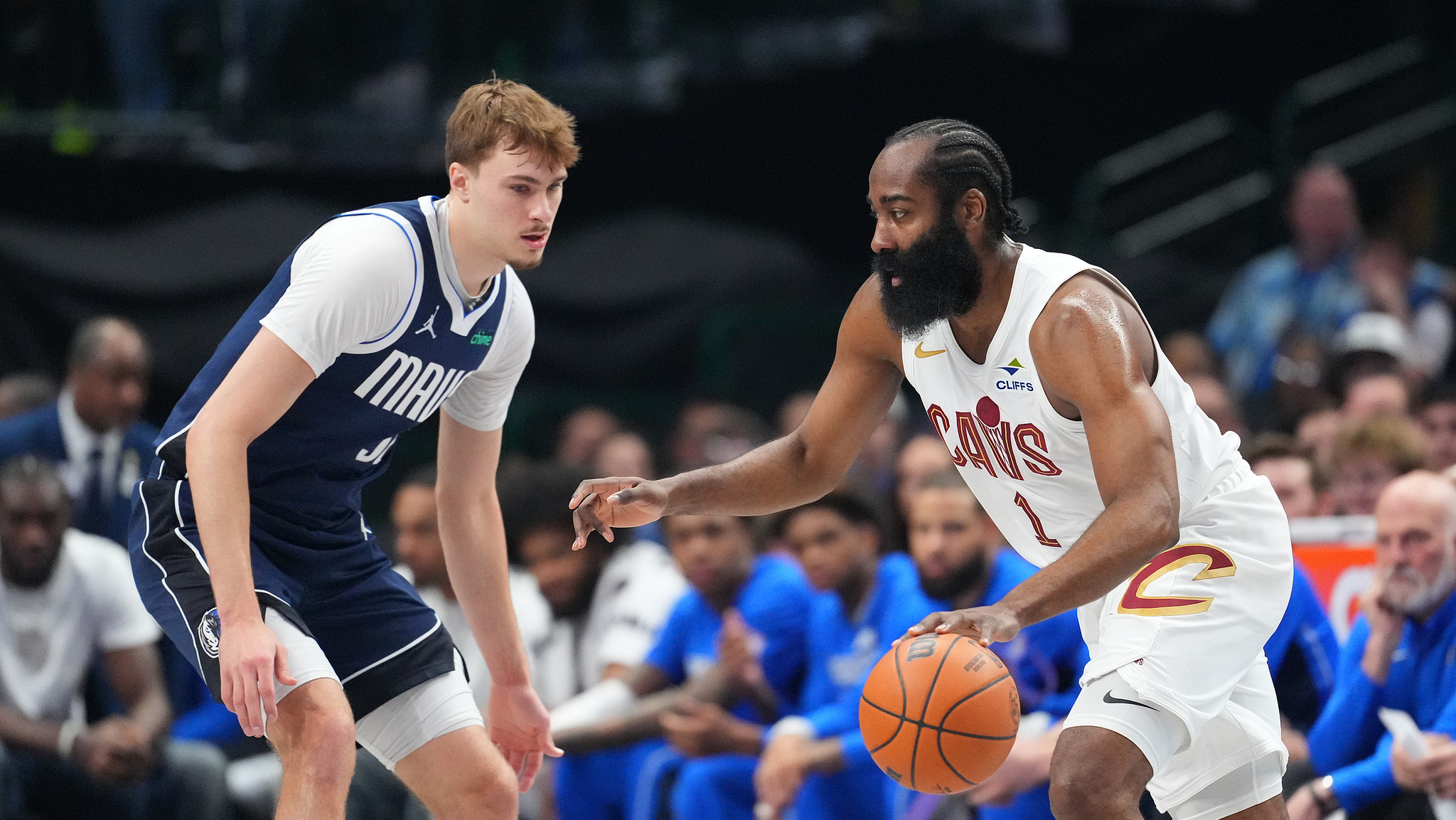 达拉斯独行侠_NBA常规赛：骑士138-105独行侠_NBA常规赛：骑士138-105独行侠_【集锦】骑士138-105独行侠莫布利29+7弗 ...