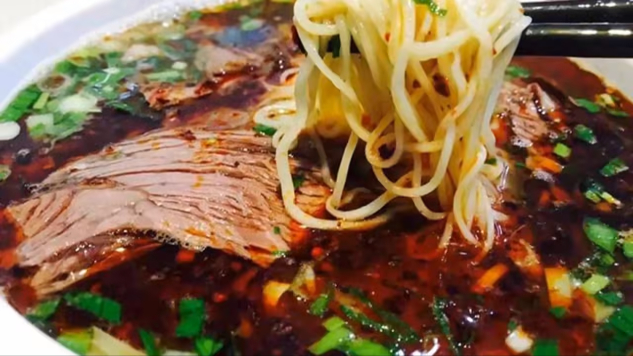 早餐中国·大口吃肉-封面1