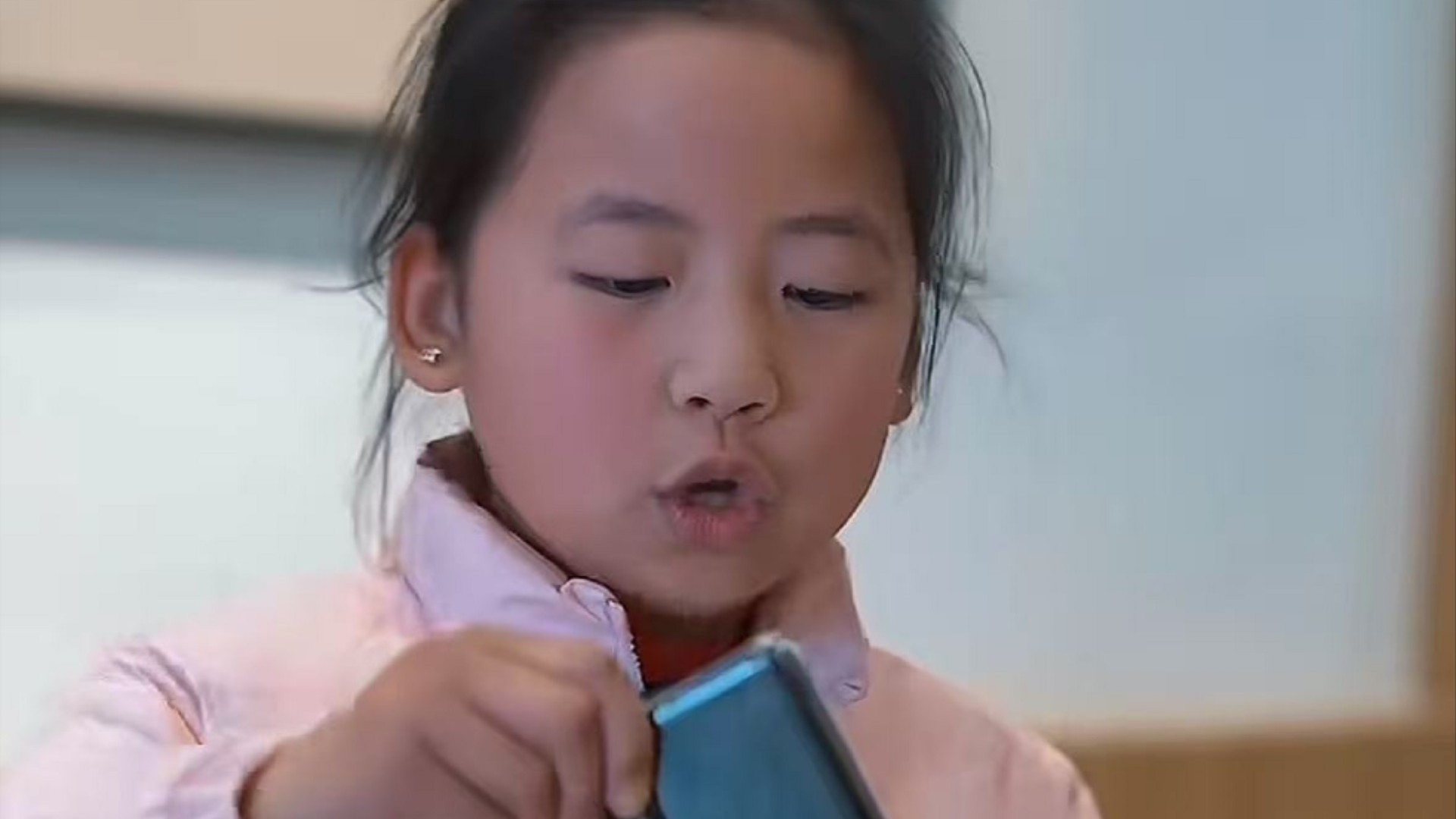 小李老师小课堂_上热门我朋友的弟弟和我的妹妹闹了别扭…_电视剧_高清完整版视频在线观看_腾讯视频
