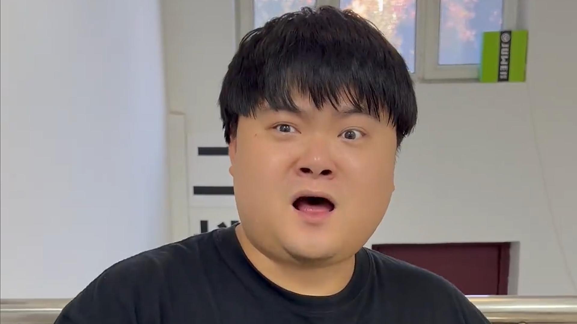 网吧“肝帝”_我也露营了_综艺_高清完整版视频在线观看_腾讯视频