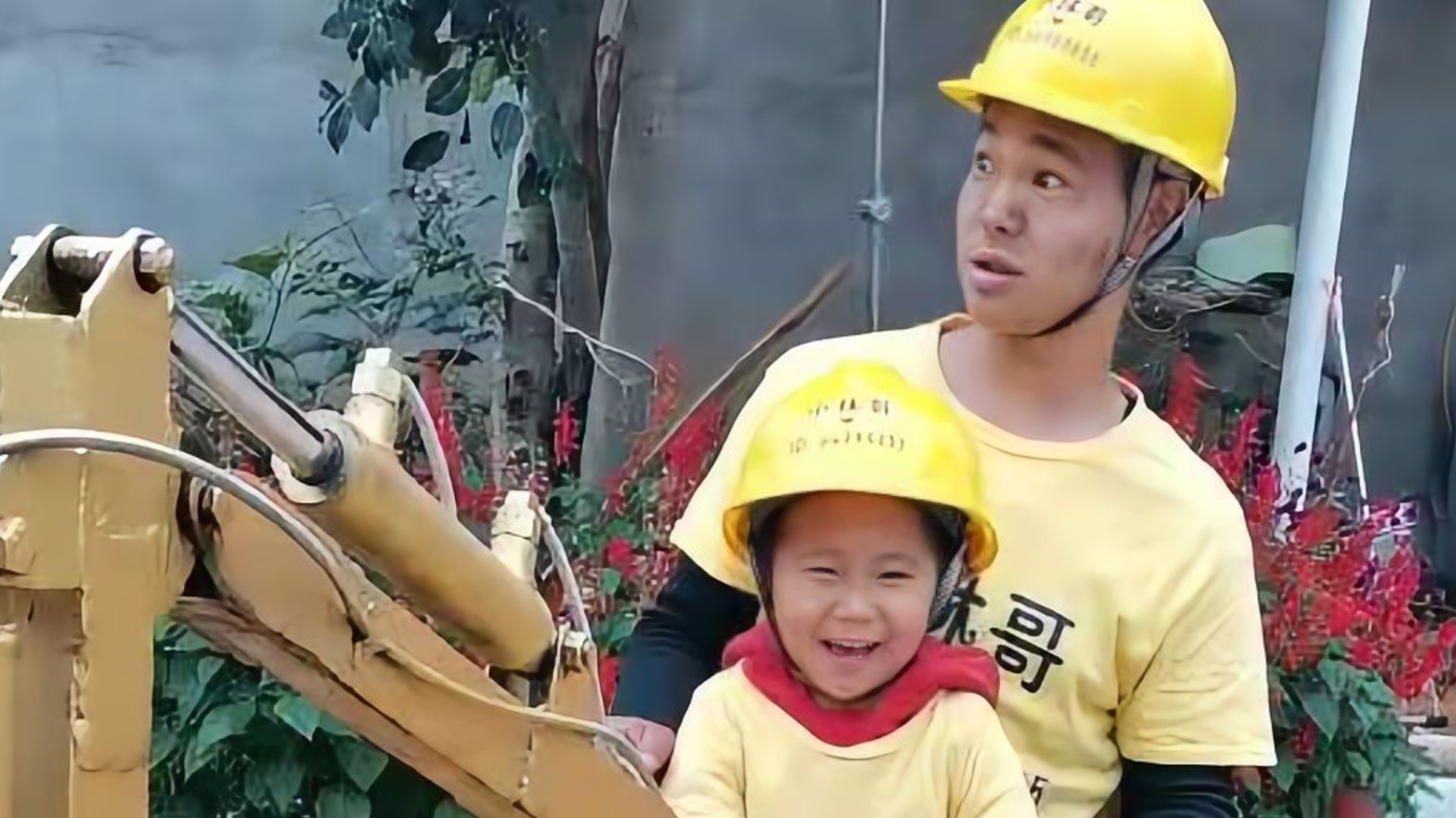 云南小林哥父子生活日常_我这儿子真的是干啥啥不行，吃饭第一名_综艺_高清完整版视频在线观看_腾讯视频