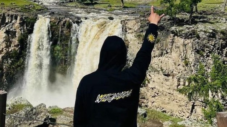 爱在三万英尺之上的邂逅