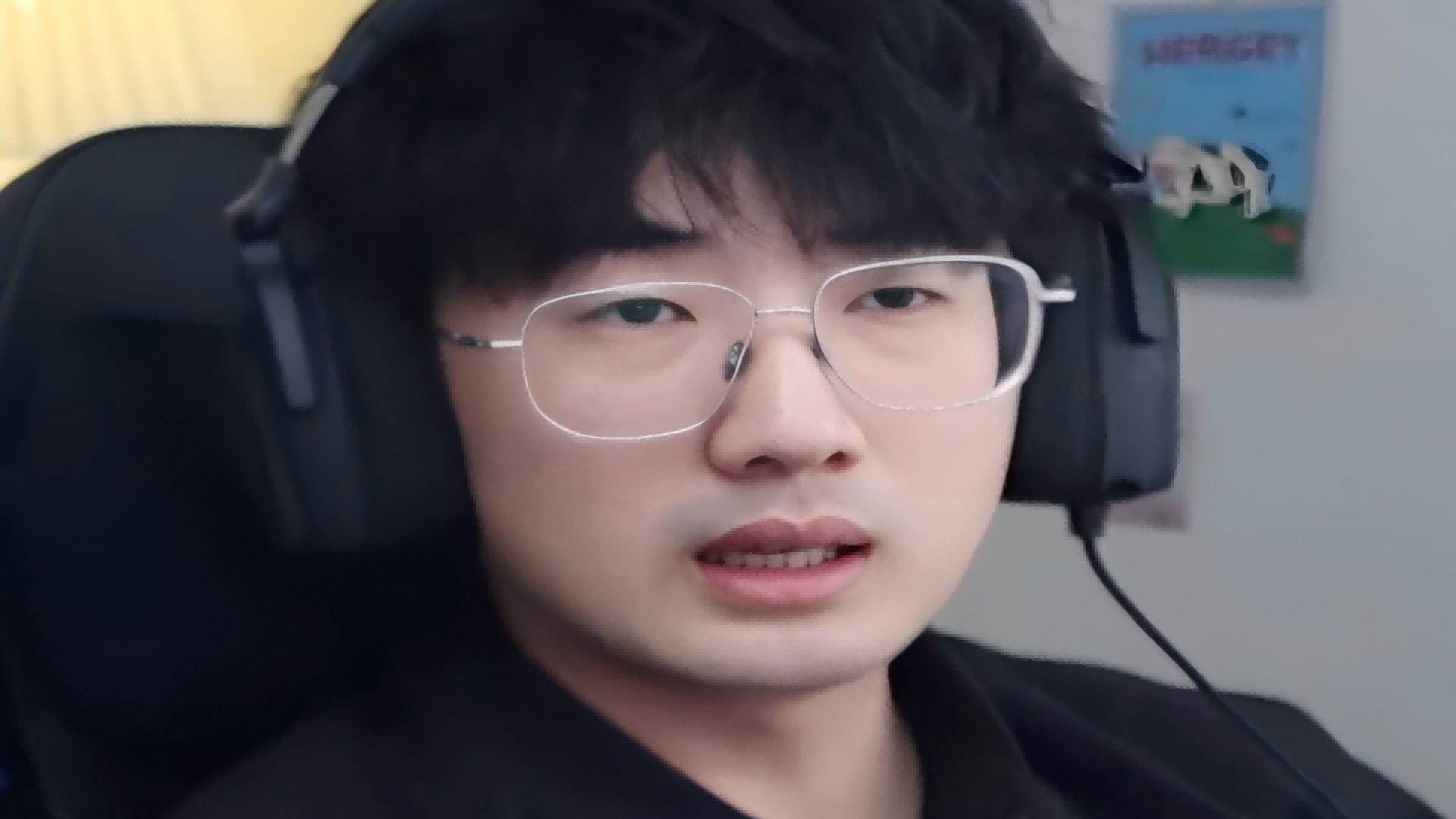 周周和庄庄的情侣游戏剧场_周周和庄庄的情侣游戏剧场_这句话说出来的一瞬间仿佛我大脑的褶皱被抚平了、拉伸了，有股瞬间的放松，就像漫步在挪威的森林 ...