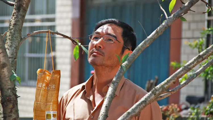 Kobe Bryant与Allen Iverson的球场对决：谁更胜一筹？