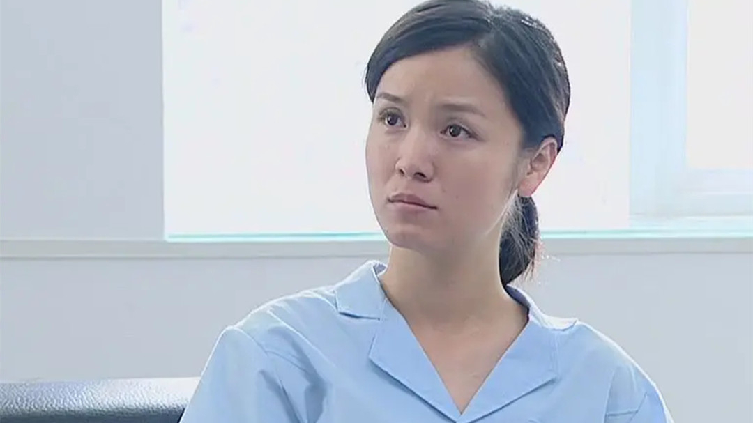 背后